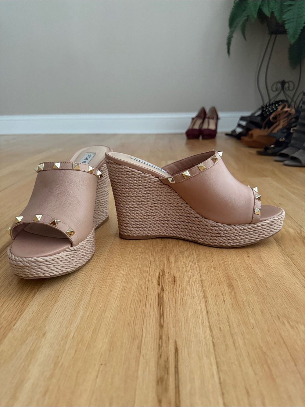 Steve Madden Blush Studded Wedge Slides
